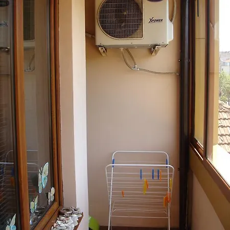 公寓 Lazur 布尔加斯